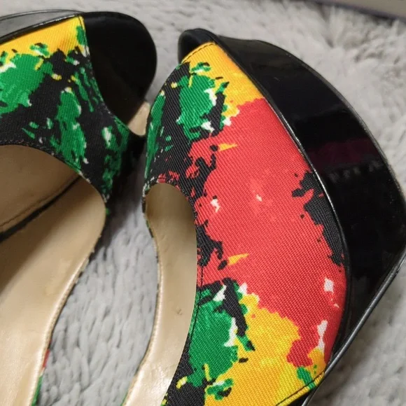 Marc Fisher Open Toe Platform Heels, Red Black Green Yellow White, Size 9.5 M - Picture 15 of 15